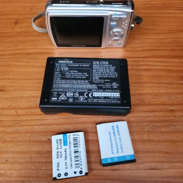 Cámara Pentax Optio M40 8.0 MP + Cargador + Baterí