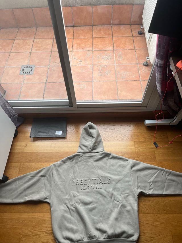 Sudadera Essentials Talla L Caqui