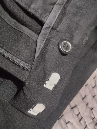 Pantalón negro vintage de hombre de Zara