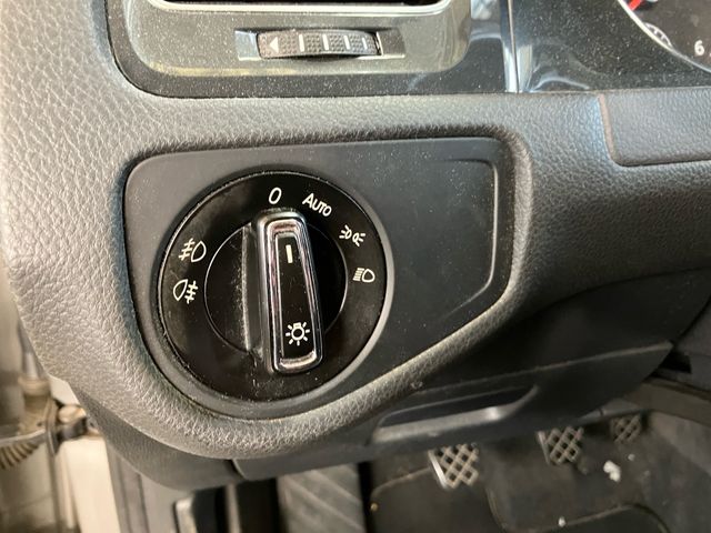 Volkswagen Golf Business 1.6 TDI 85 kW (115 CV)