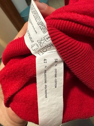 Felpa rossa con cappuccio forget about me