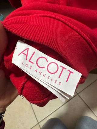 Felpa rossa con cappuccio forget about me