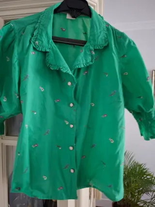 Blusa NÜMPH verde con estampado