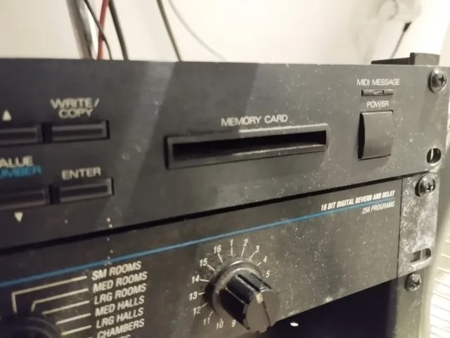 Roland D-110 Módulo Sonido Sintetizador