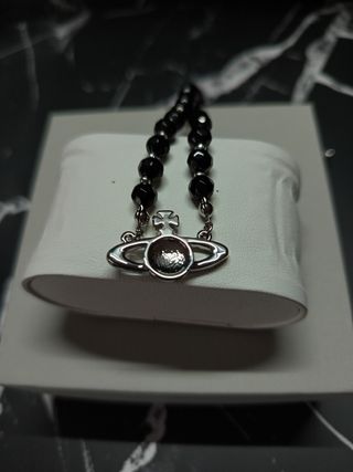 Collar Vivienne Westwood Orb Negro Plata