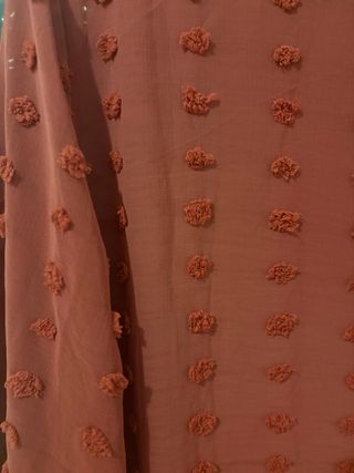 Blusa Cortefiel transparente color ladrillo.