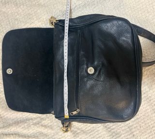 Bolso de piel negro