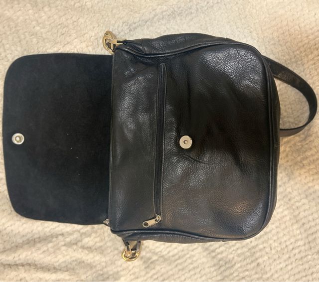 Bolso de piel negro