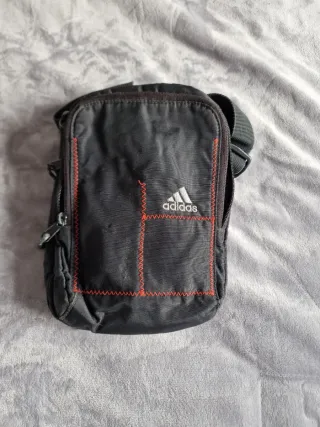 Bandolera Adidas Negra