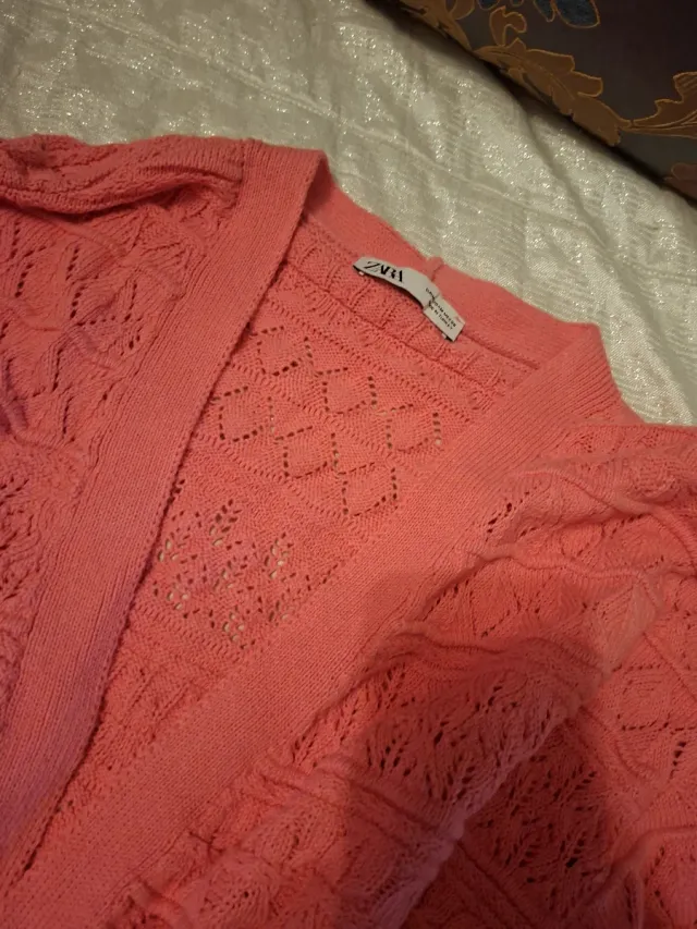 Cárdigan Zara Rosa Calado