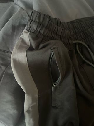 Conjunto Chándal Lacoste Negro y Gris