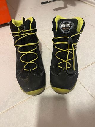 Botas de montaña Bestard Talla 37