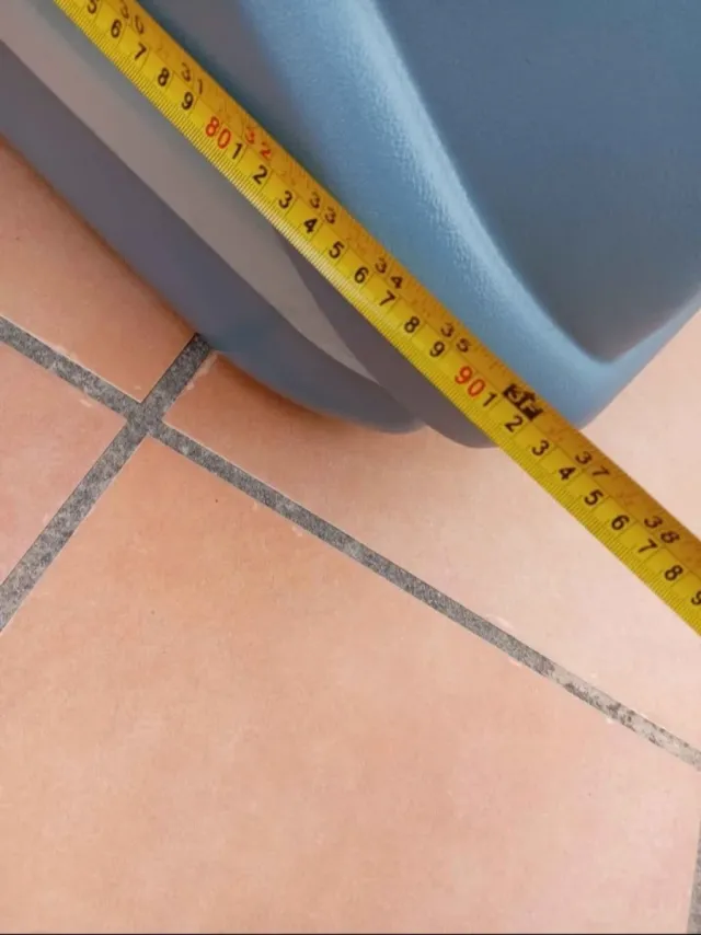 Cofre de coche con barras y accesorios