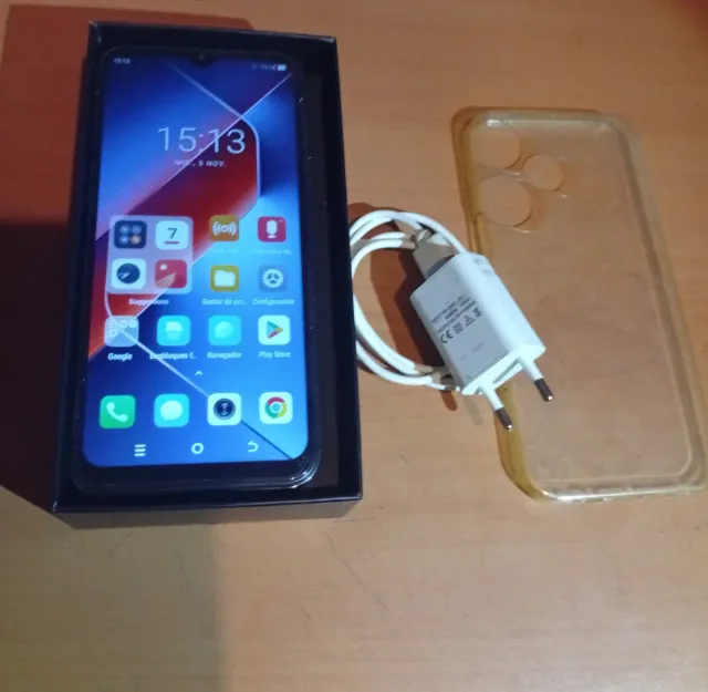 Móvil Hios Android v14 en su caja