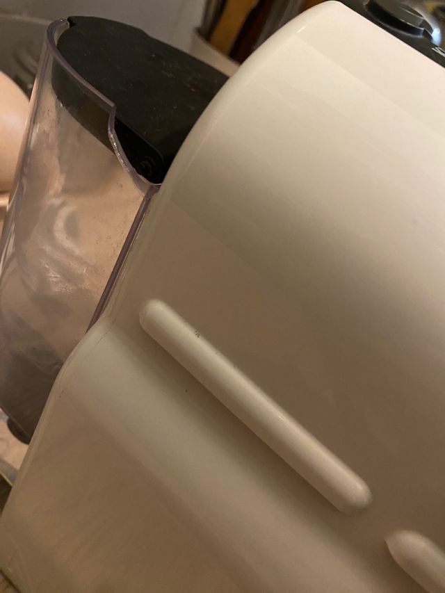 Macchina da caffè Nespresso bianca