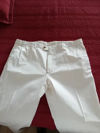 Pantalón de verano blanco