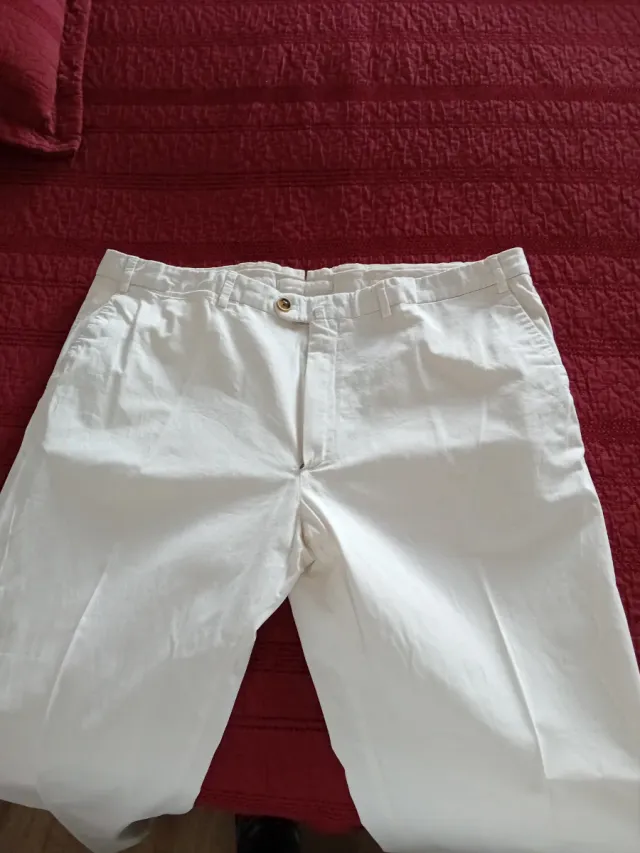 Pantalón de verano blanco