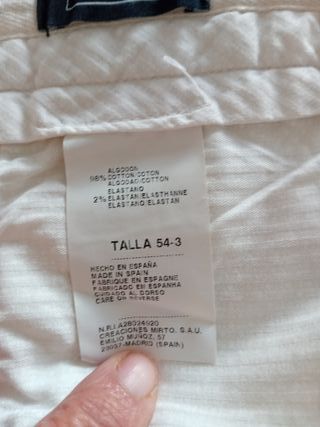 Pantalón de verano blanco