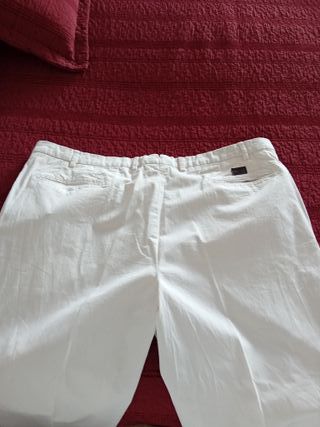 Pantalón de verano blanco