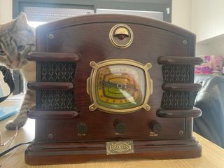 Radio Vintage Daklin Marrón y Dorado