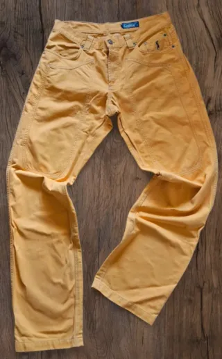 Jeans arancioni uomo