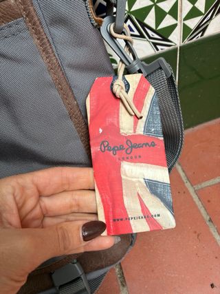 Mochila Pepe Jeans London Gris y Marrón