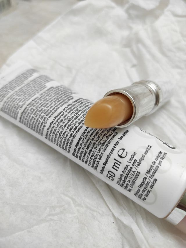 Elizabeth Arden Eight Hour Cream y Bálsamo Labial