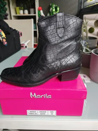 Botines camperos piel Marila negros talla 40