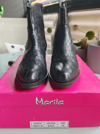 Botines camperos piel Marila negros talla 40