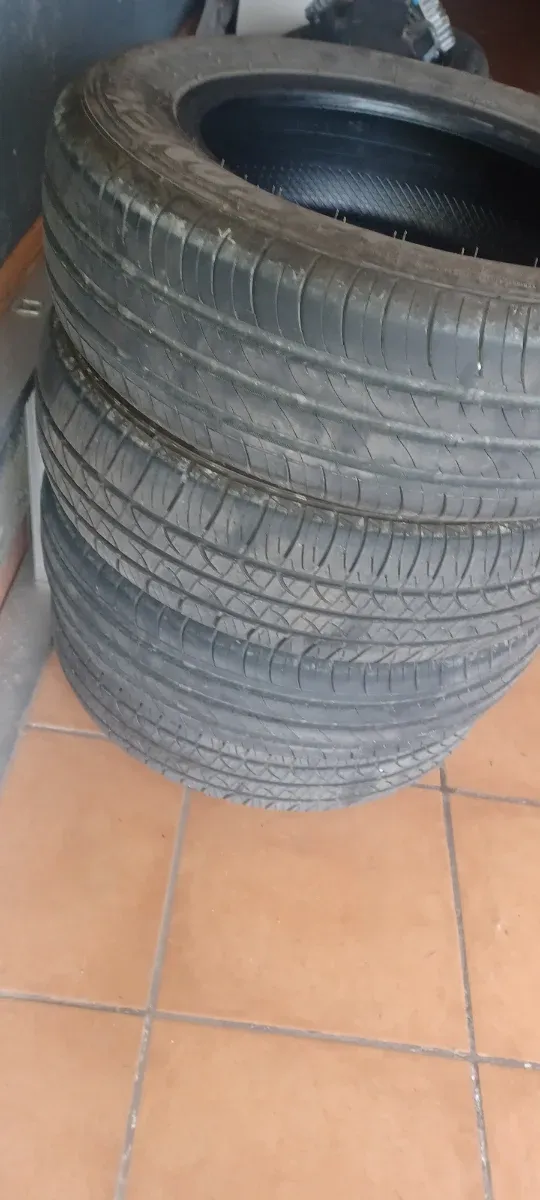  Juego Neumáticos 175/65/14 82T Usados 4x 80€