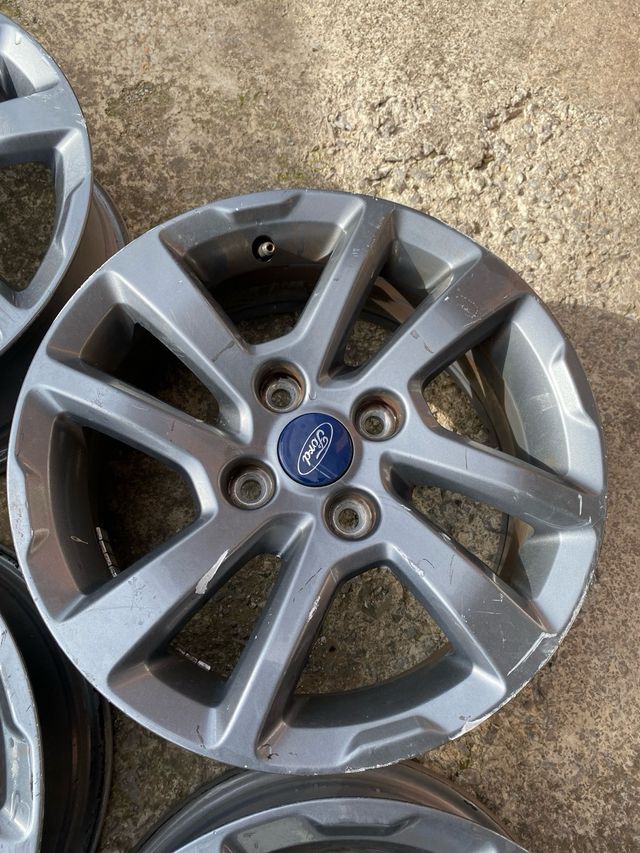 Llantas Ford 15 pulgadas