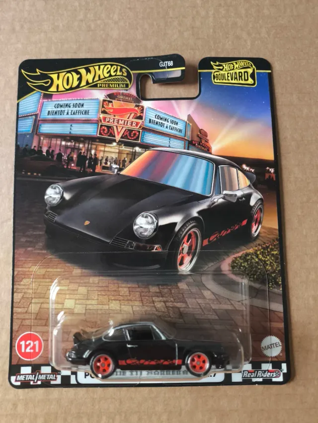 Hot Wheels Porsche 911 Carrera Boulevard