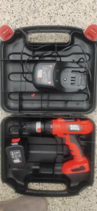 Taladro Black & Decker 12V