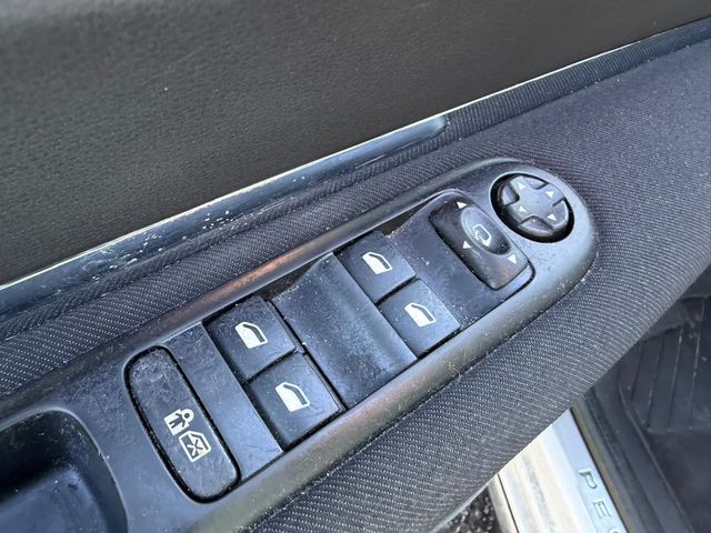 Peugeot 3008 1.6 THP 155 