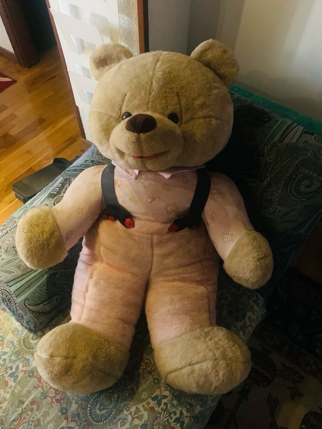 Orso di peluche gigante