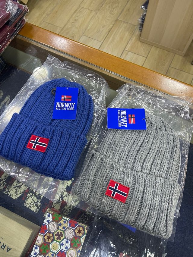 2 Cappelli Norway Nautical School Nuovi