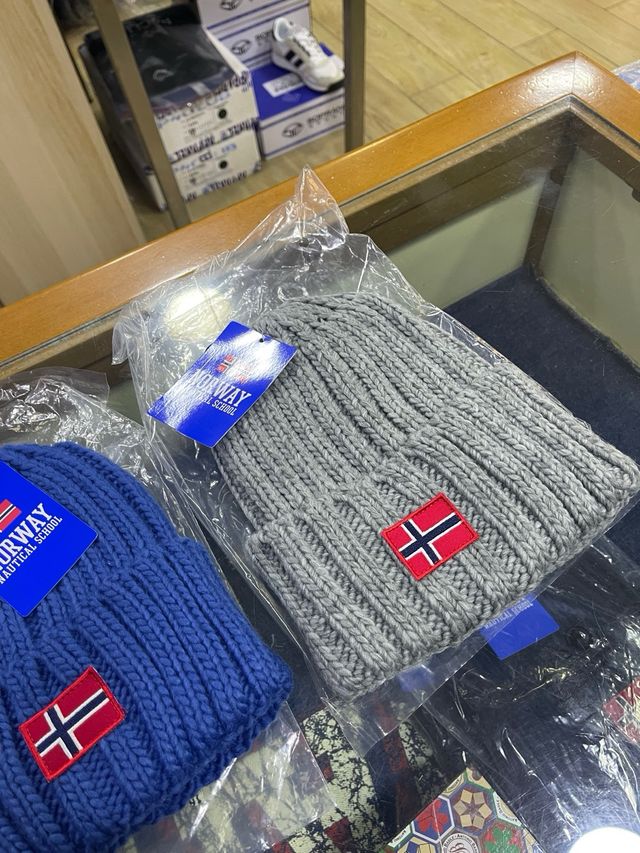 2 Cappelli Norway Nautical School Nuovi