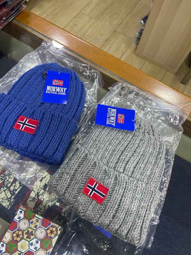 2 Cappelli Norway Nautical School Nuovi