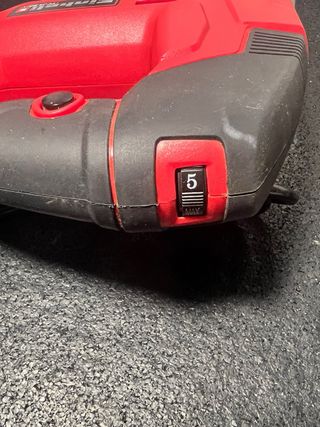 Sierra de calar Einhell TC-JS 80/1. Caladora.