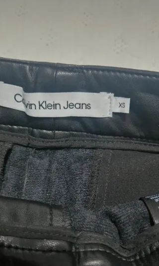 Pantalón ancho Calvin Klein negro
