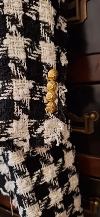 Chaqueta larga Zara cuadros blanco y negro XS