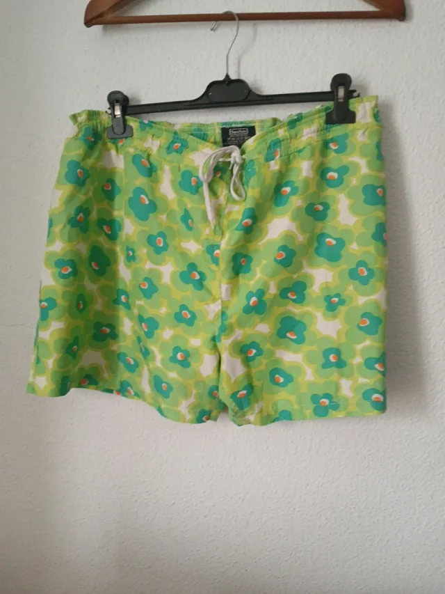 Bañador estampado floral verde Talla 54 en etiquet