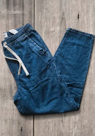 Jeans blu con coulisse