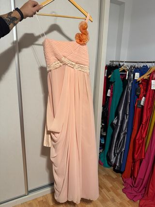 Vestido de fiesta nude