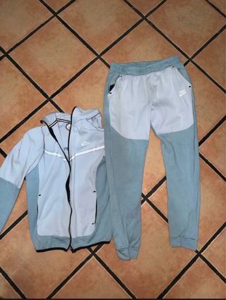 Chándal Nike Tech Azul Claro
