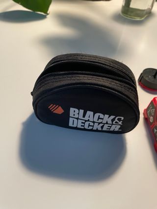 Nivel Láser BLACK+DECKER + Funda