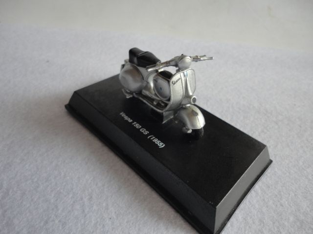 Vespa 150 GS (1955) Modelo Metálico