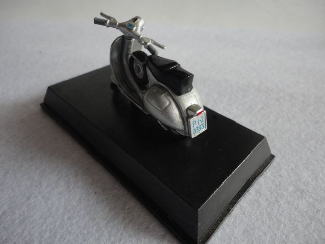 Vespa 150 GS (1955) Modelo Metálico