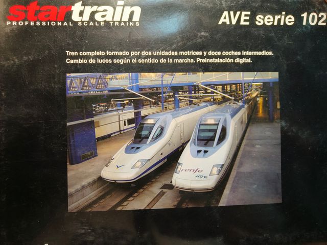 Ave serie 102 "pato" Renfe Operadora Startrain N