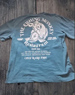 T-shirt The Fishing Monkey